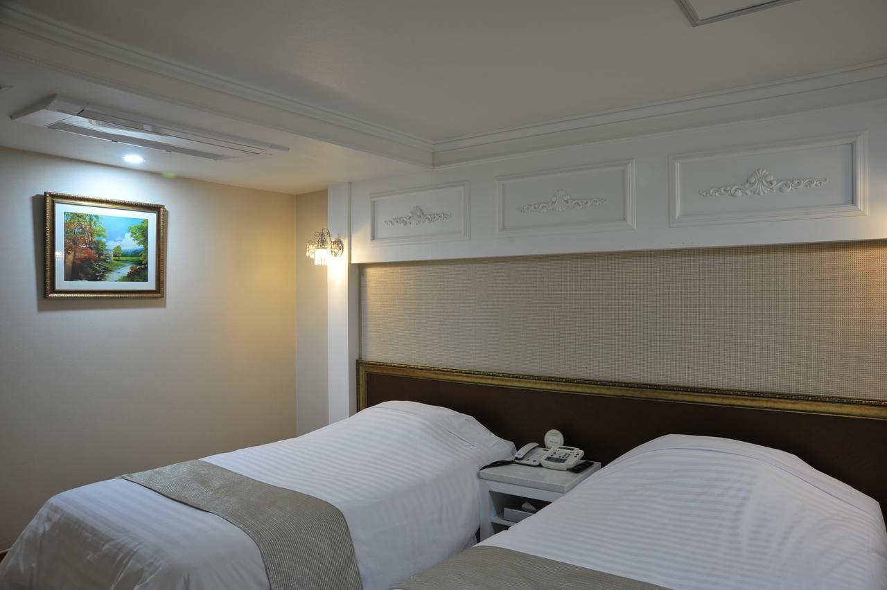 Gwangju Metropolitan City Palace Hotel Gwangju מראה חיצוני תמונה